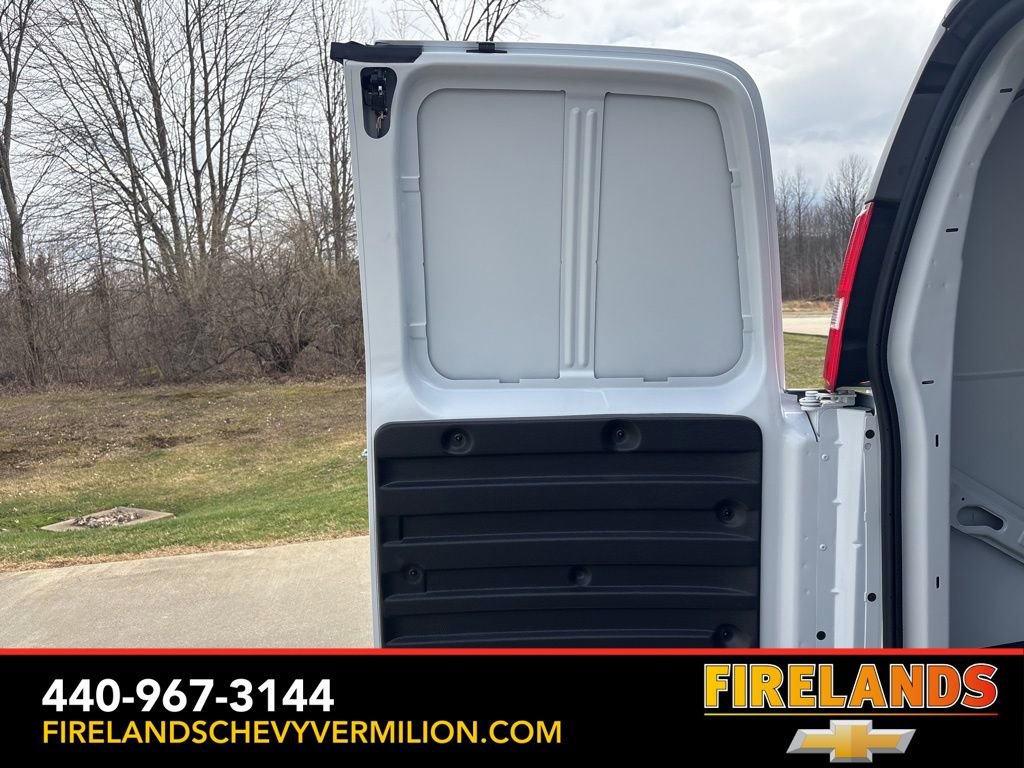 New 2026 Chevrolet Express 3500 RWD image 45