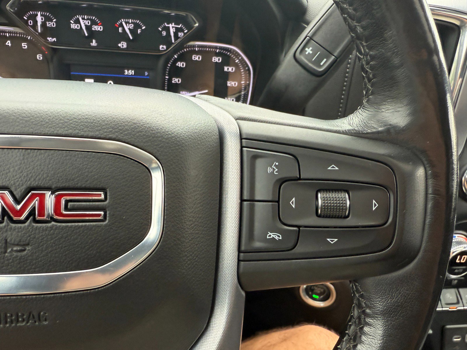 Used 2021 GMC Sierra 1500 SLT w/ SLT Premium Plus Package image 29