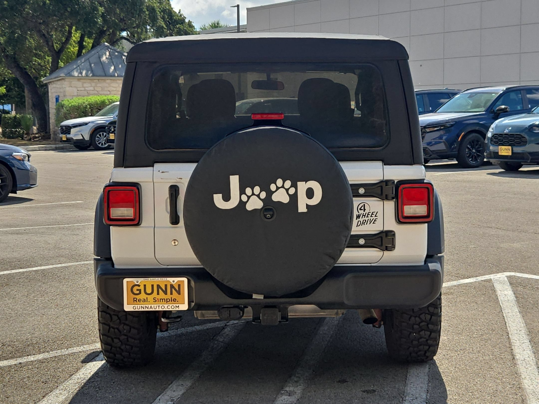 Used 2022 Jeep Wrangler Sport AWD/4WD image 4