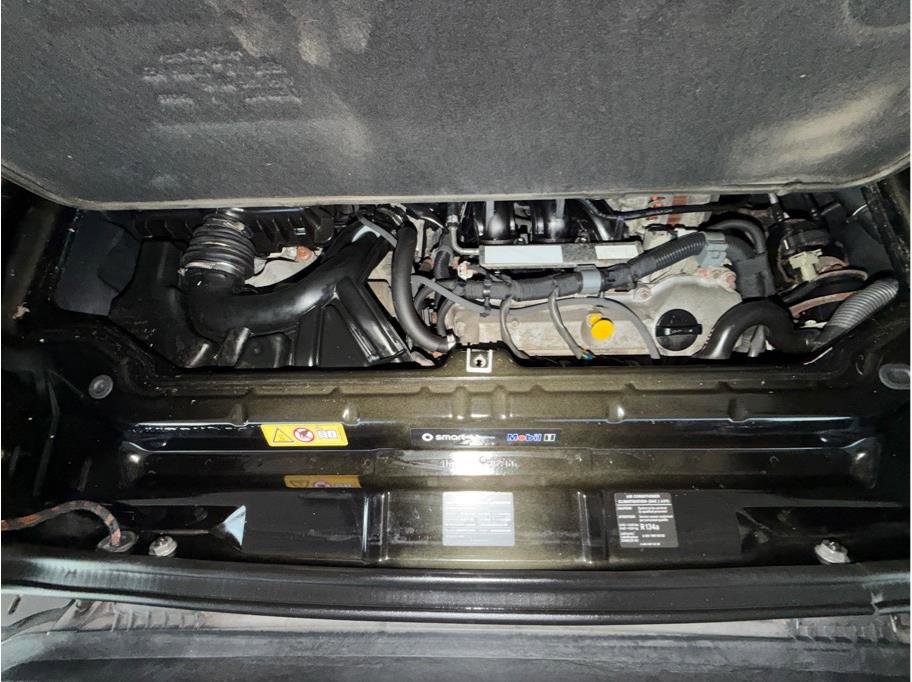 Used 2011 smart fortwo passion image 23