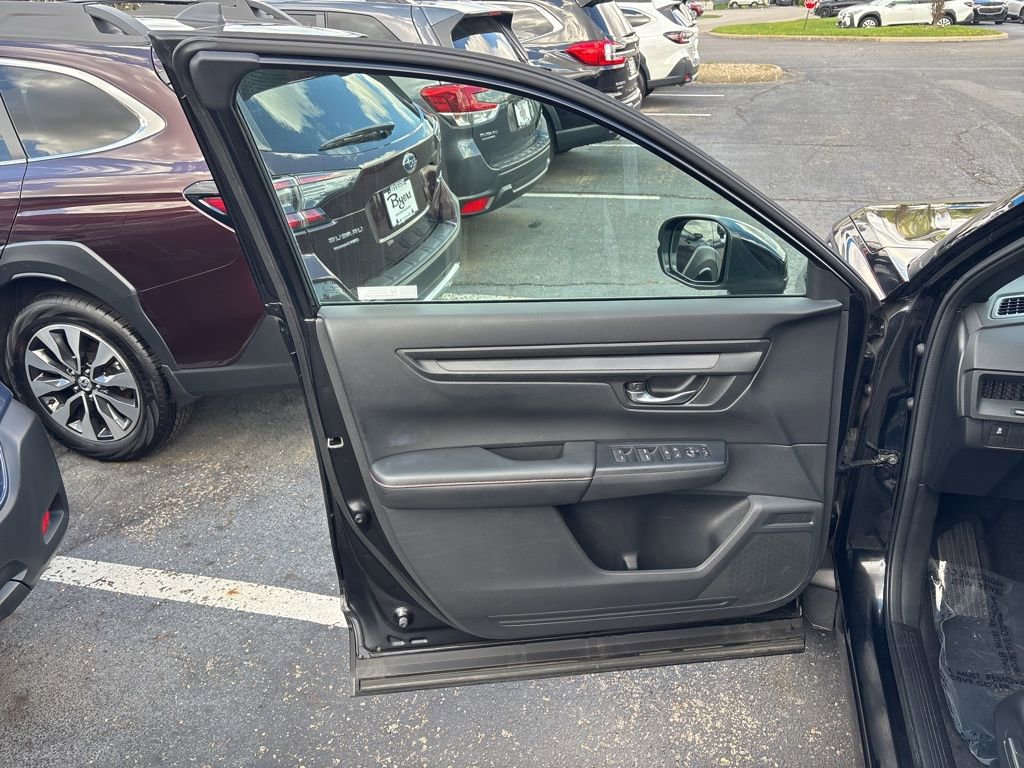 Used 2023 Honda CR-V Sport image 18