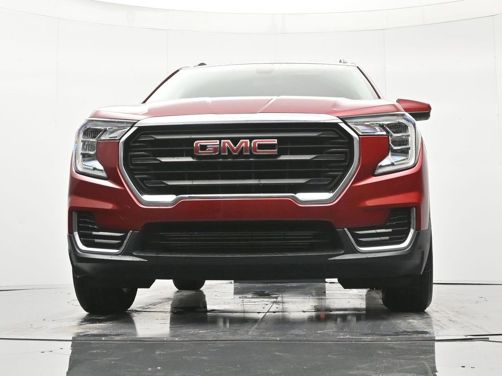 Used 2022 GMC Terrain SLE w/ Driver Convenience Package FWD image 37
