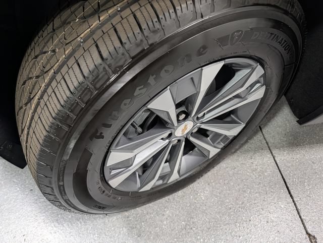 New 2027 Chevrolet Equinox LT FWD image 8