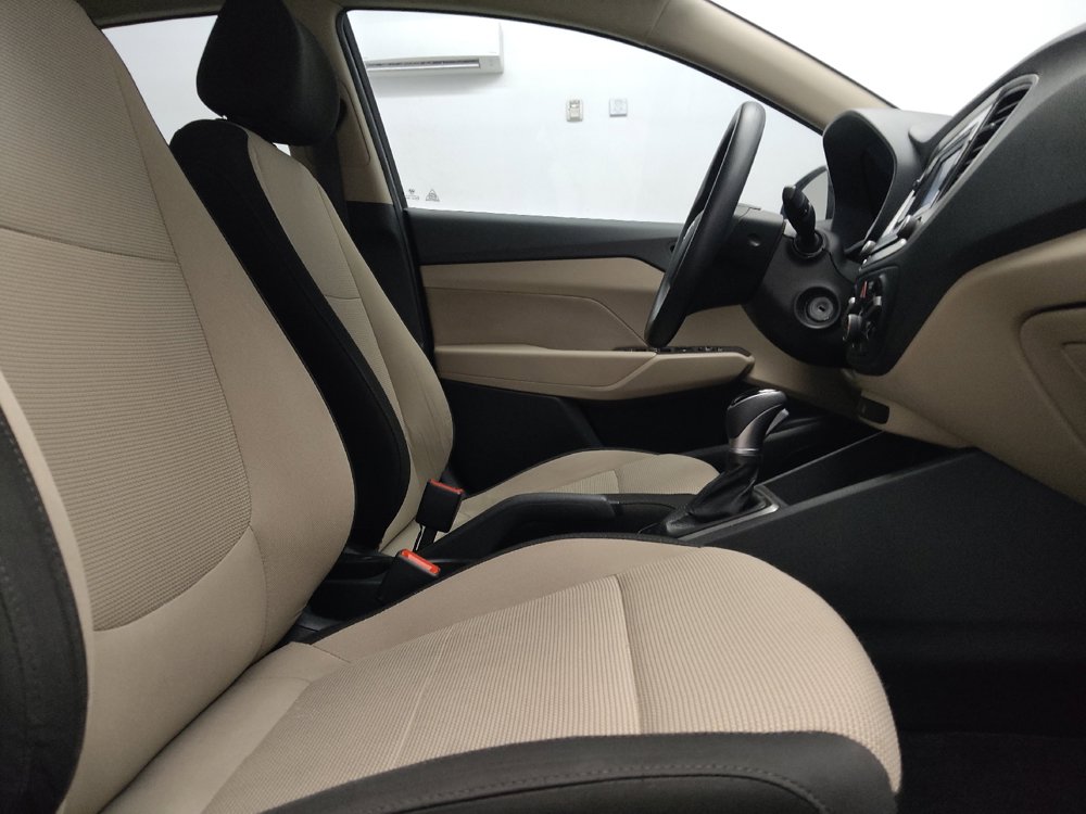 Used 2019 Hyundai Accent SE FWD image 21