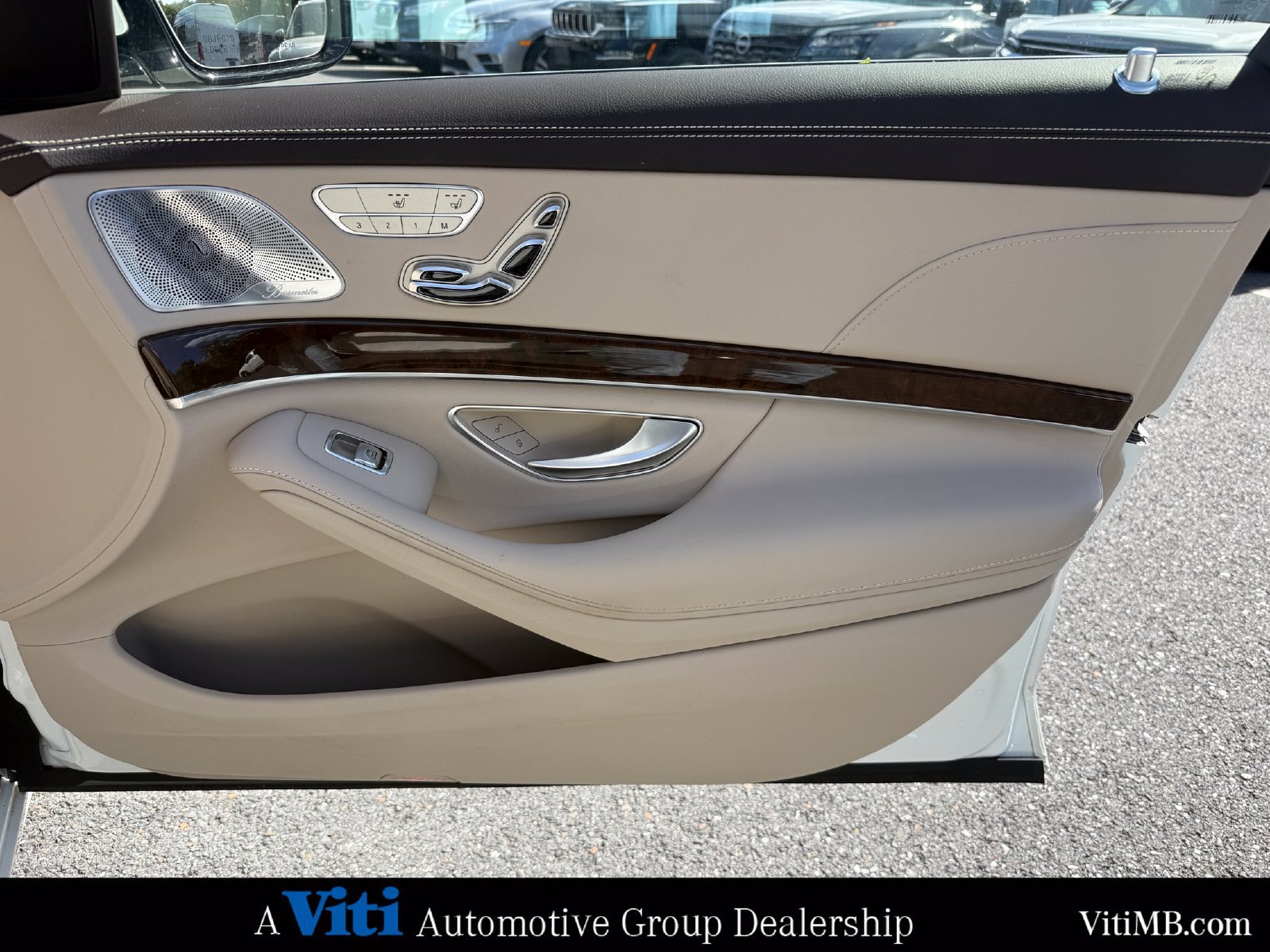 Used 2017 Mercedes-Benz S 550 4MATIC Sedan image 29