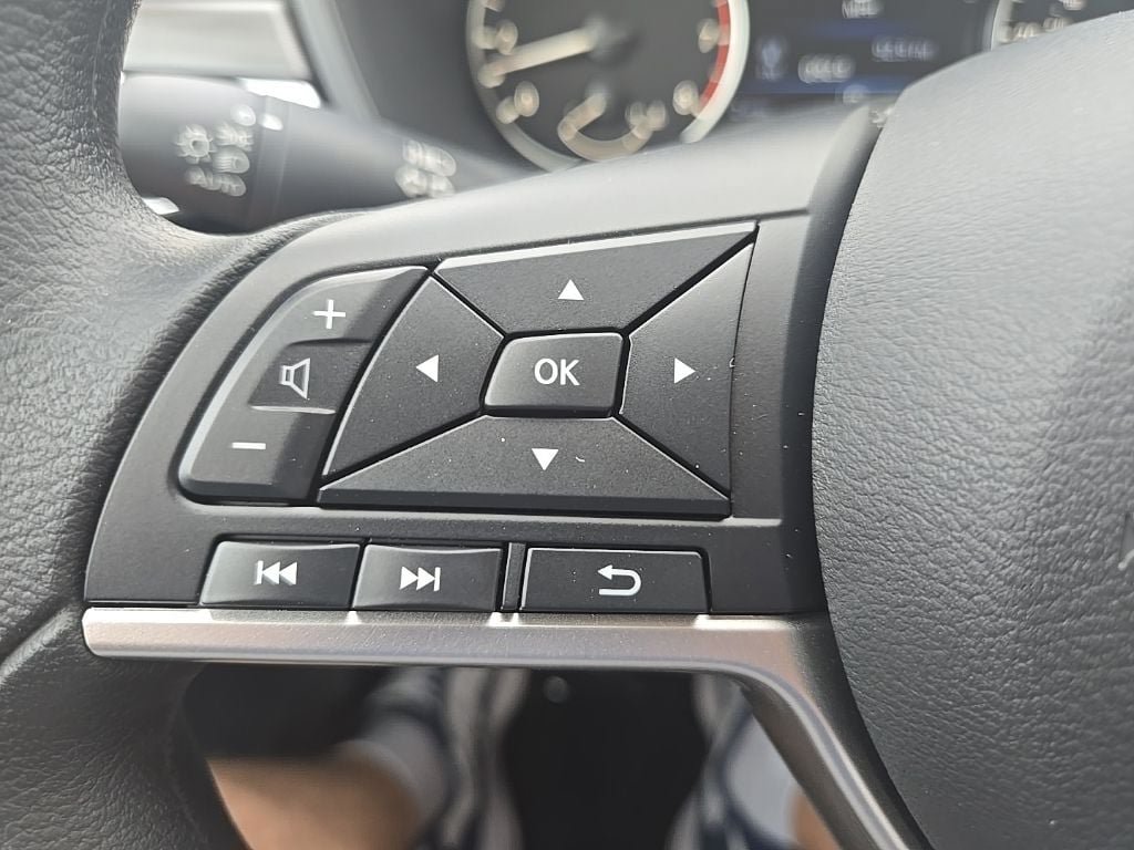 New 2026 Nissan Altima 2.5 SV AWD/4WD image 14