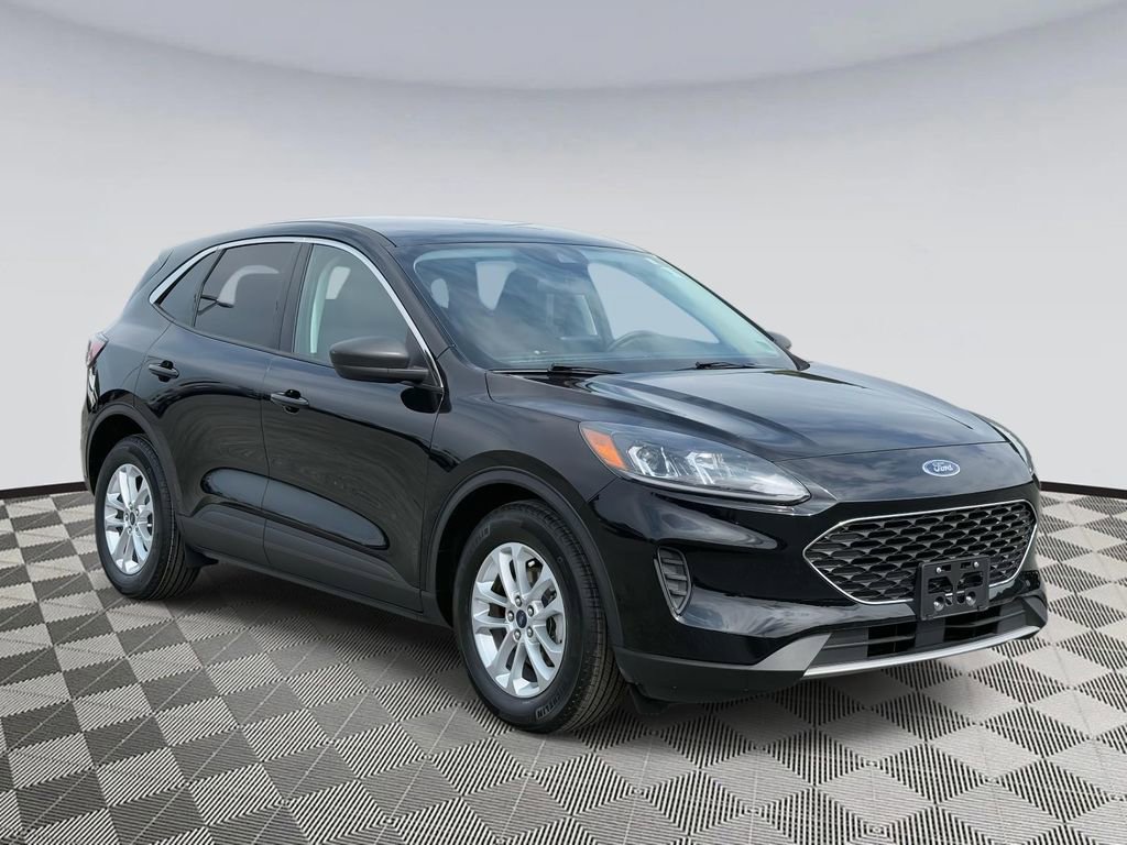 Used 2022 Ford Escape SE w/ Convenience Package