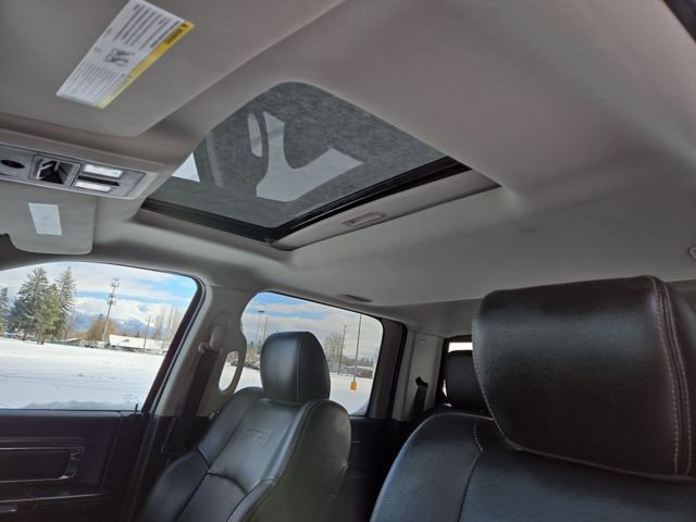 Used 2014 RAM 1500 Laramie w/ Convenience Group image 32