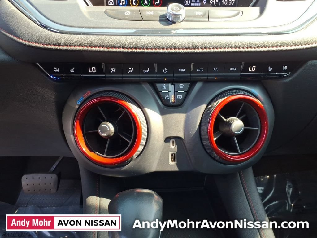 Used 2021 Chevrolet Blazer RS w/ Enhanced Convenience Package FWD image 26