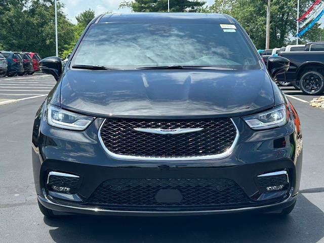 New 2025 Chrysler Pacifica Select FWD image 15