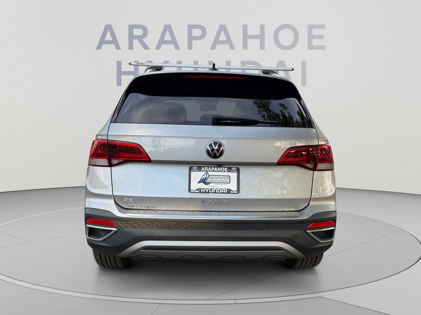 Used 2022 Volkswagen Taos SE FWD image 4