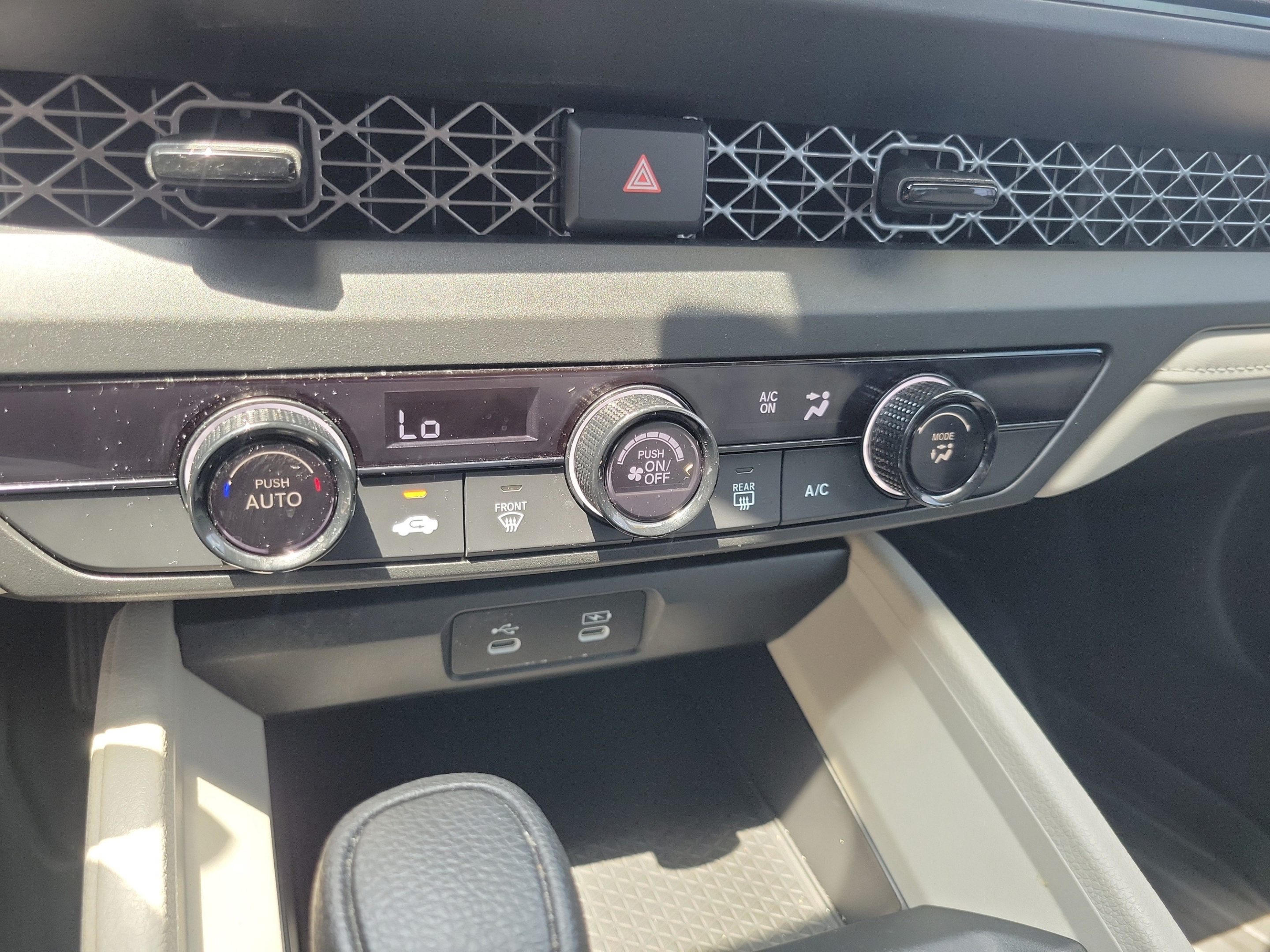 Used 2024 Honda Accord LX image 29