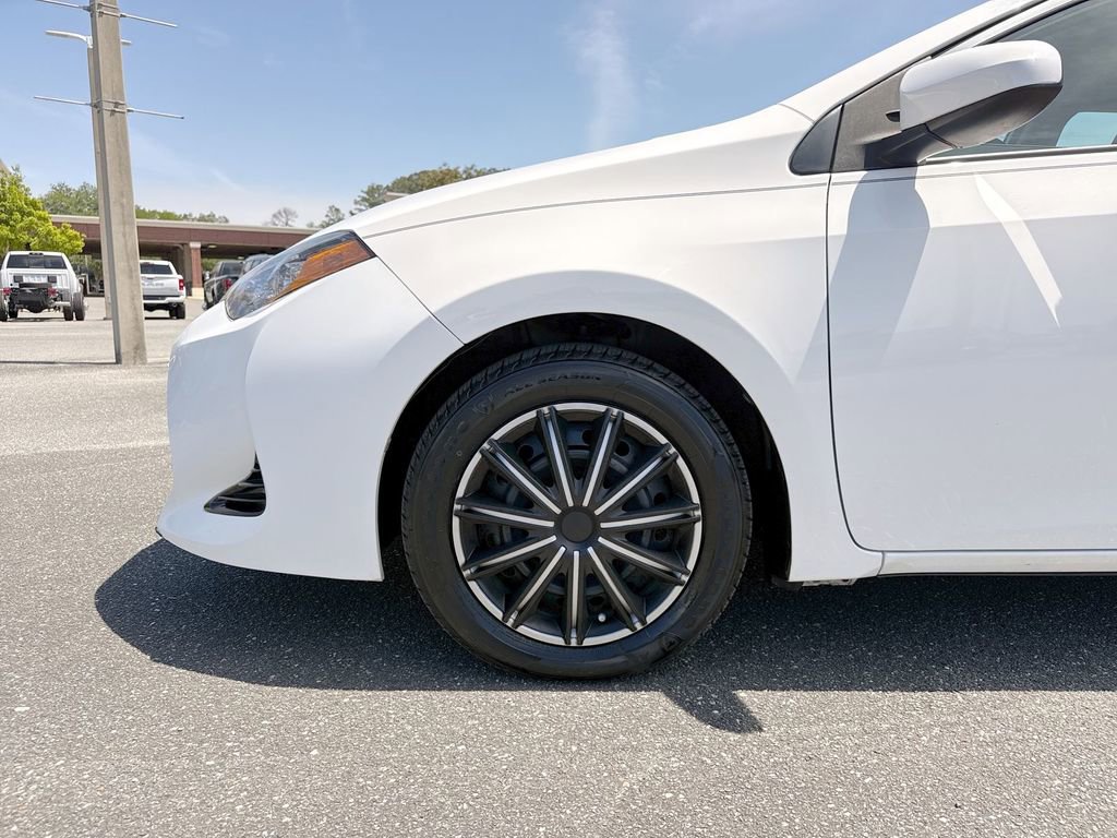 Used 2017 Toyota Corolla LE FWD image 10