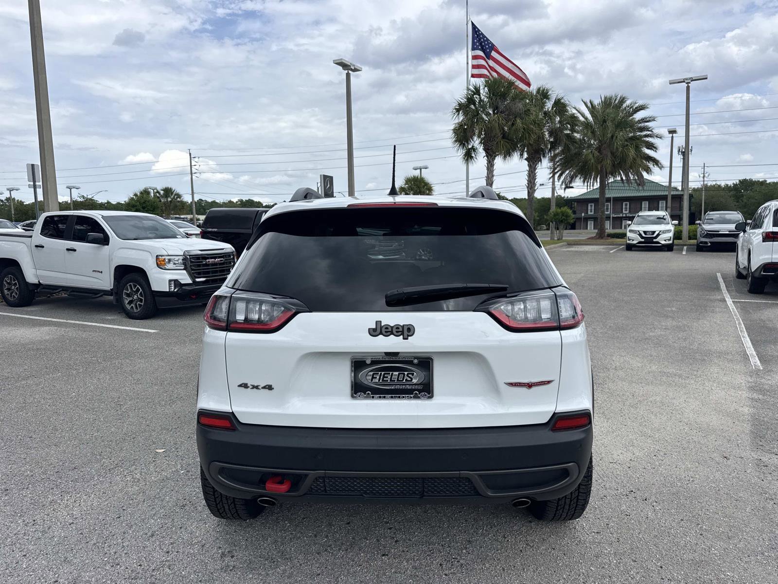Used 2020 Jeep Cherokee Trailhawk AWD/4WD image 4