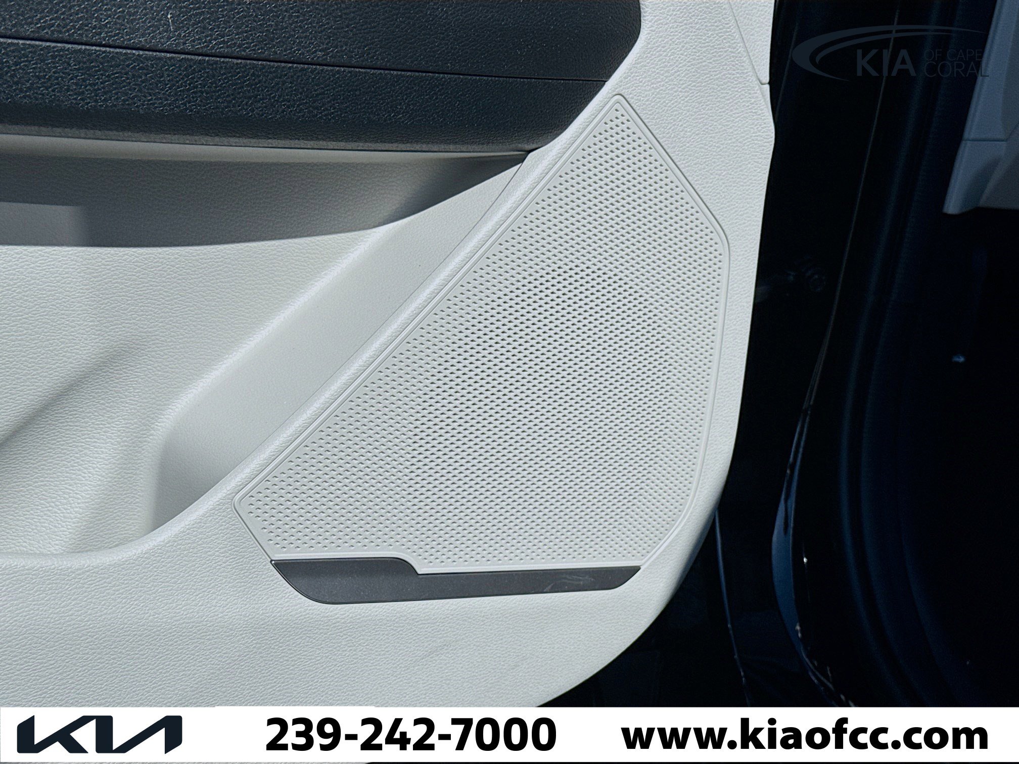 New 2026 Kia Sportage EX image 22