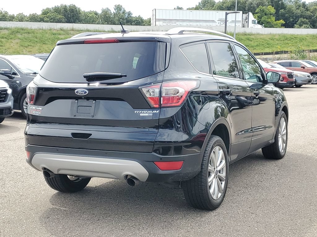 Used 2017 Ford Escape Titanium w/ Canadian Touring Package AWD/4WD image 3
