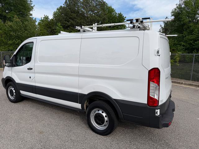 Used 2018 Ford Transit 250 130 Low Roof RWD image 6