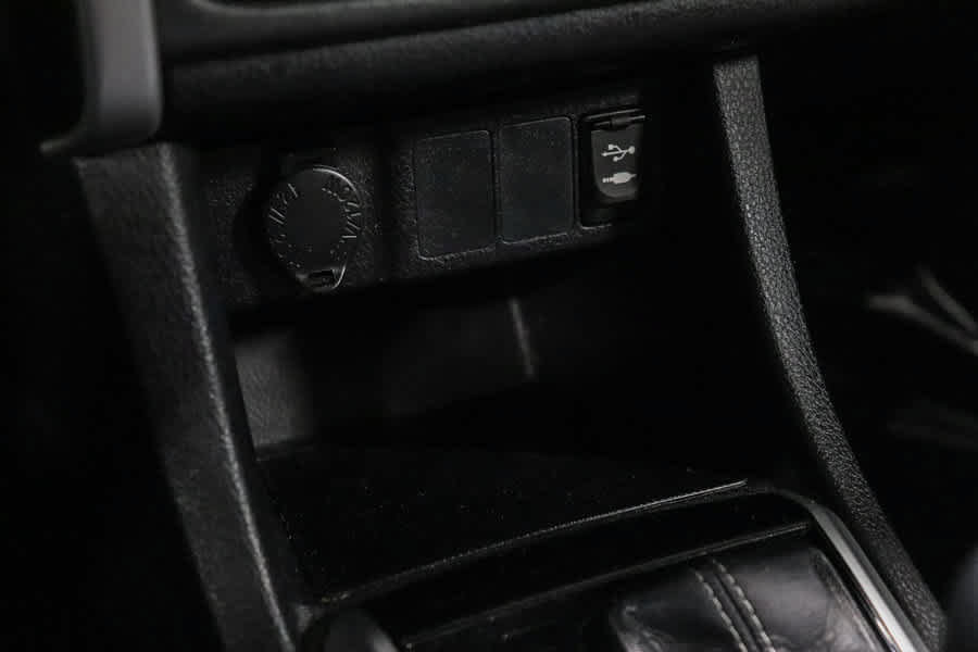 Certified 2019 Toyota Corolla LE FWD image 24