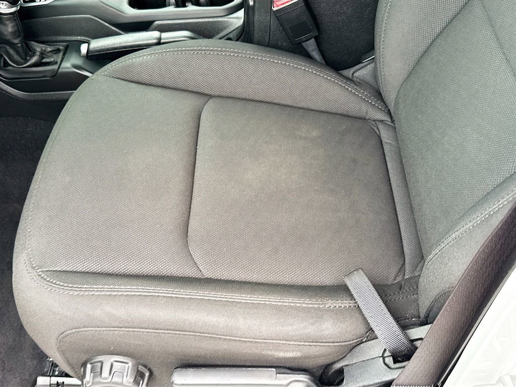 Used 2023 Jeep Wrangler Unlimited w/ Cold Weather Group image 21