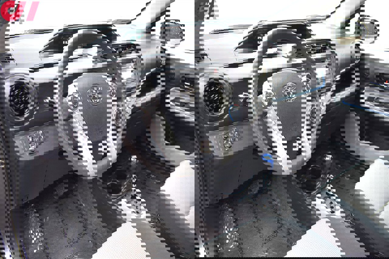 Used 2013 Toyota Prius C Two image 3