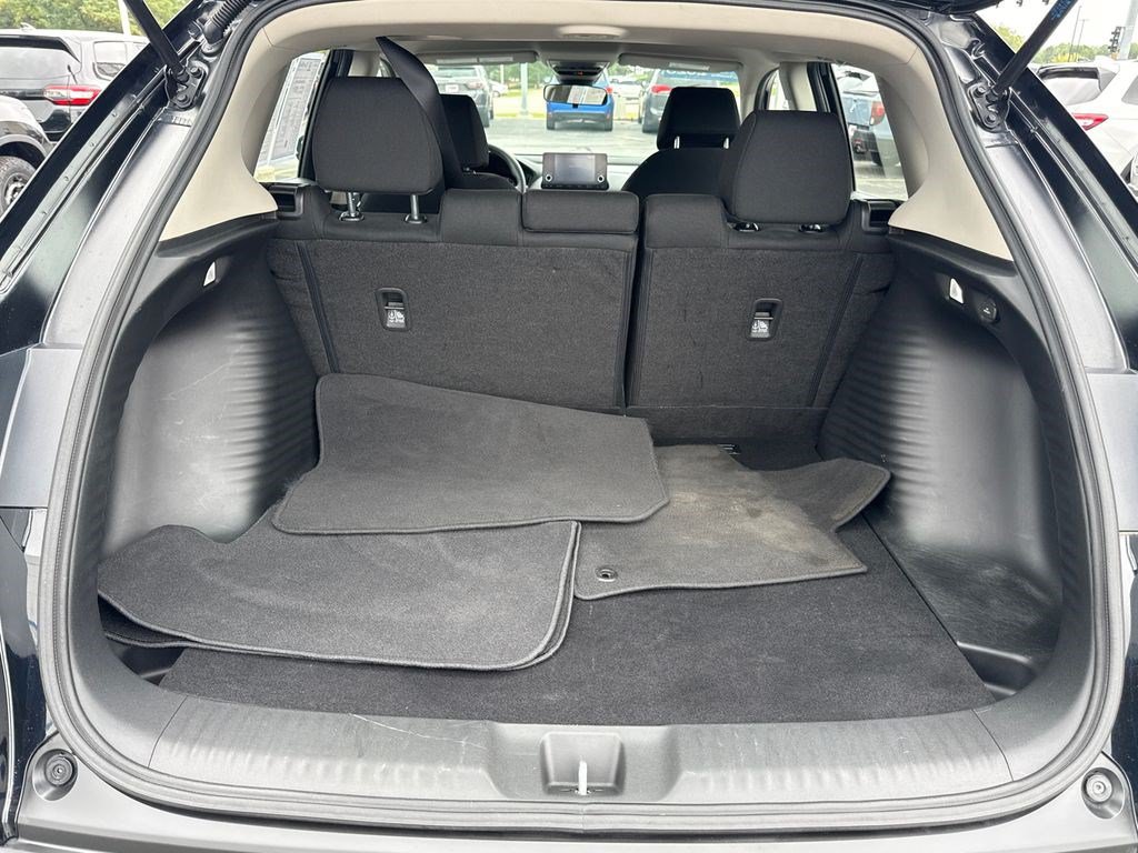 Certified 2023 Honda HR-V LX image 16
