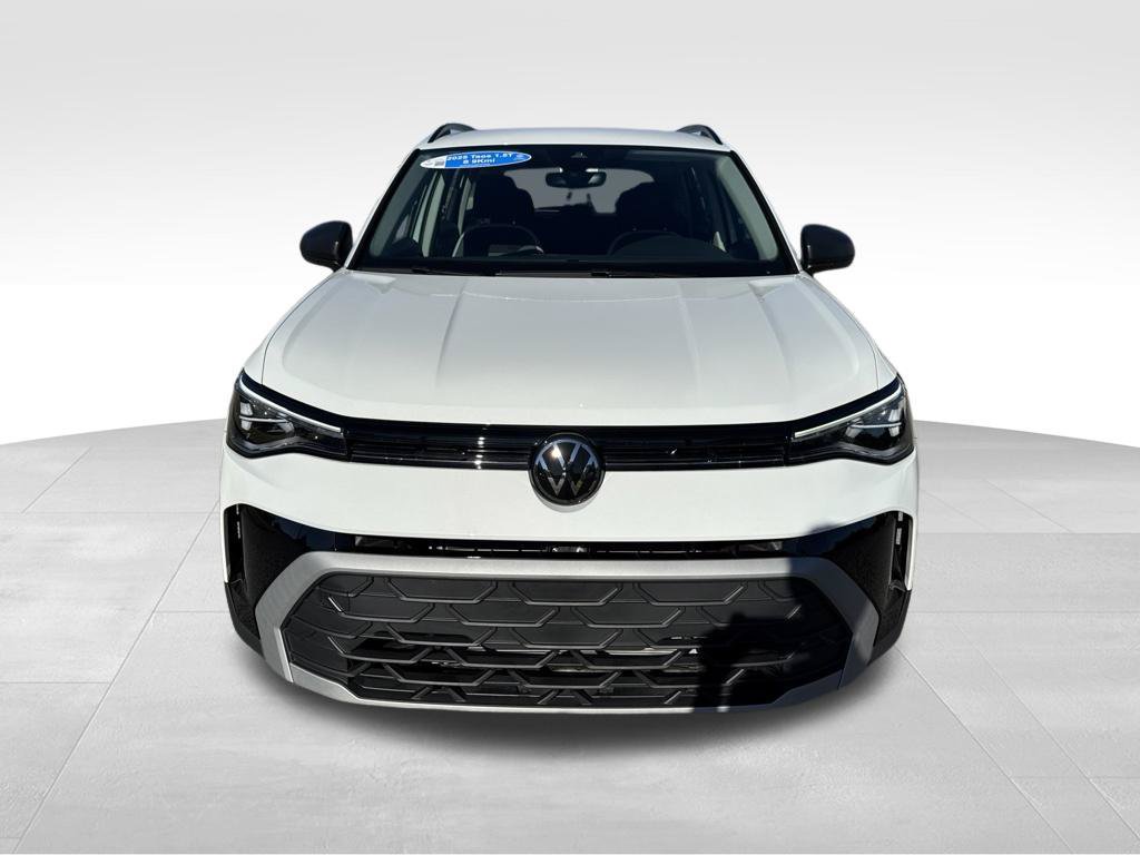Used 2025 Volkswagen Taos S FWD image 3