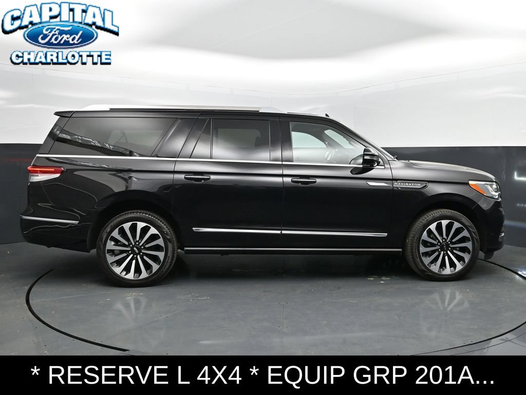 Used 2024 Lincoln Navigator L Reserve AWD/4WD image 9