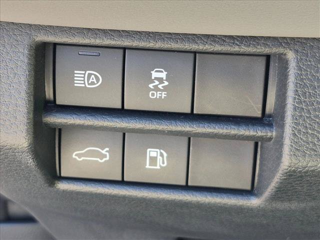 Used 2020 Toyota Avalon XLE w/ Moonroof Package FWD image 13