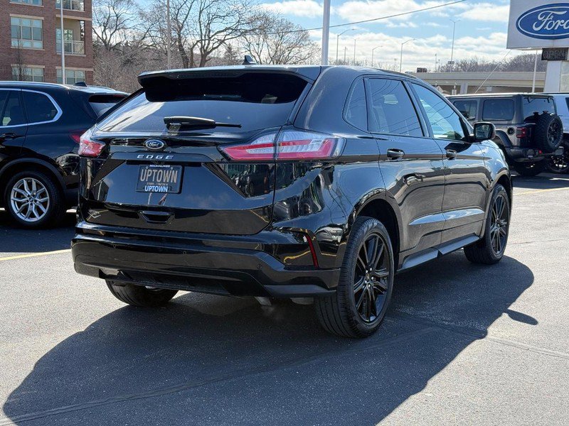 Certified 2022 Ford Edge ST-Line image 3