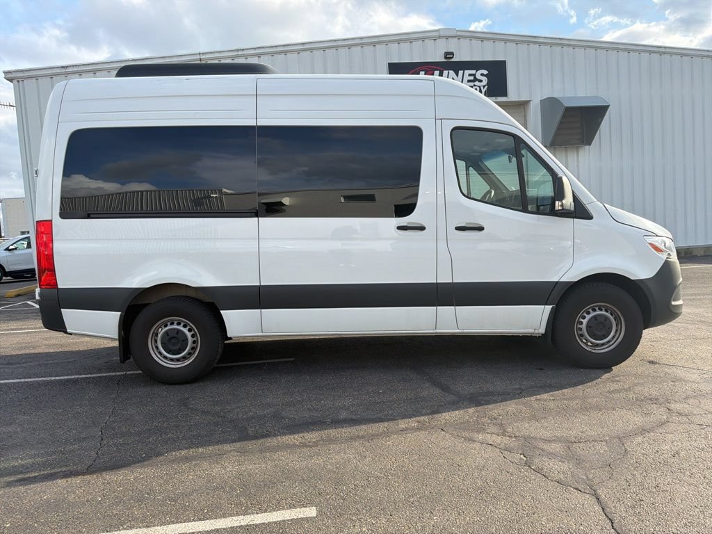 Used 2024 Mercedes-Benz Sprinter 2500 image 3