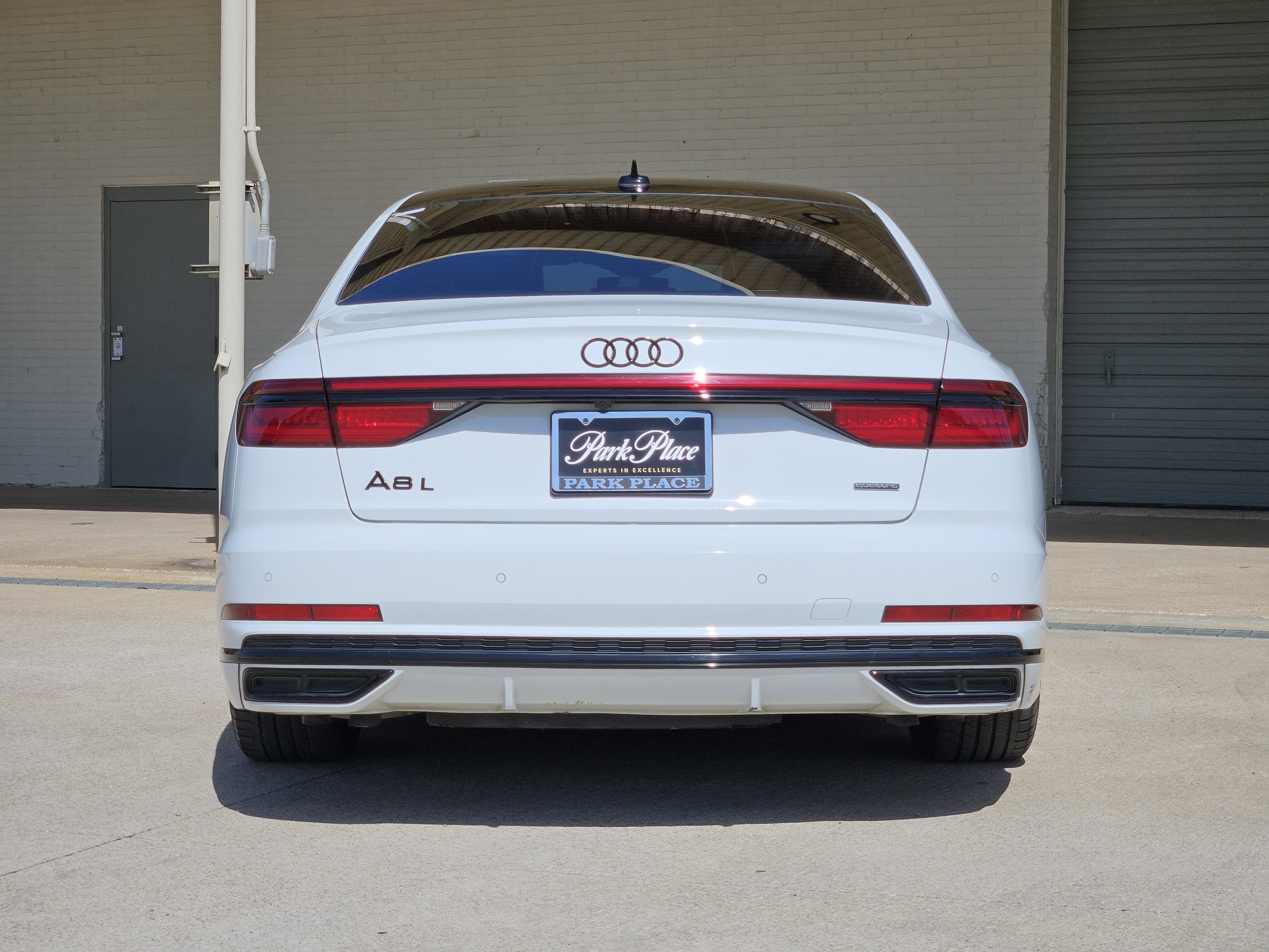 Used 2021 Audi A8 L 4.0T w/ Executive Plus Package image 7