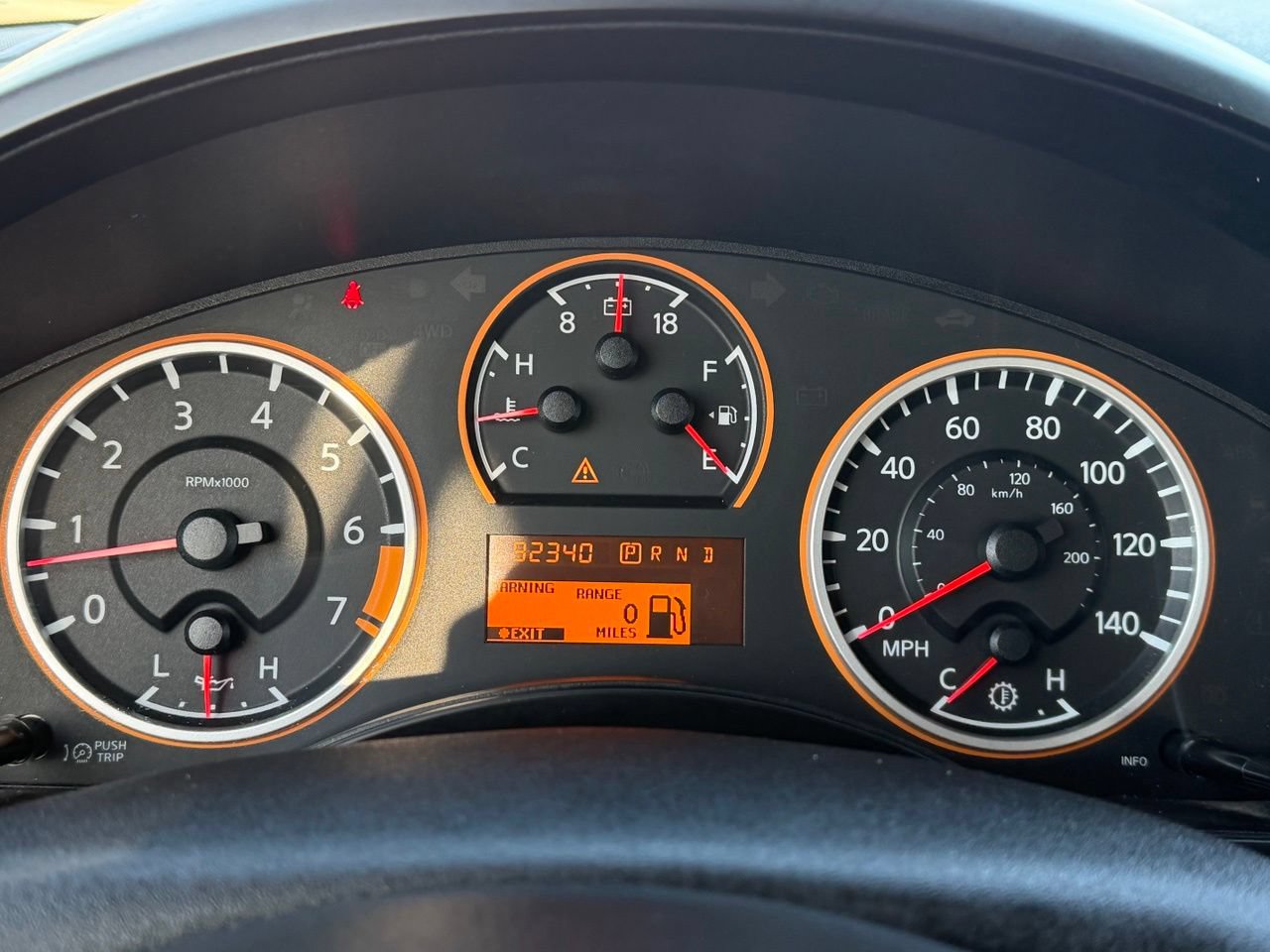 Used 2015 Nissan Titan SV w/ SV Value Truck Package RWD image 16