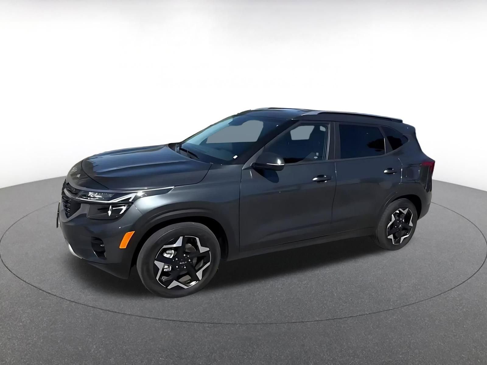 Used 2025 Kia Seltos S image 8