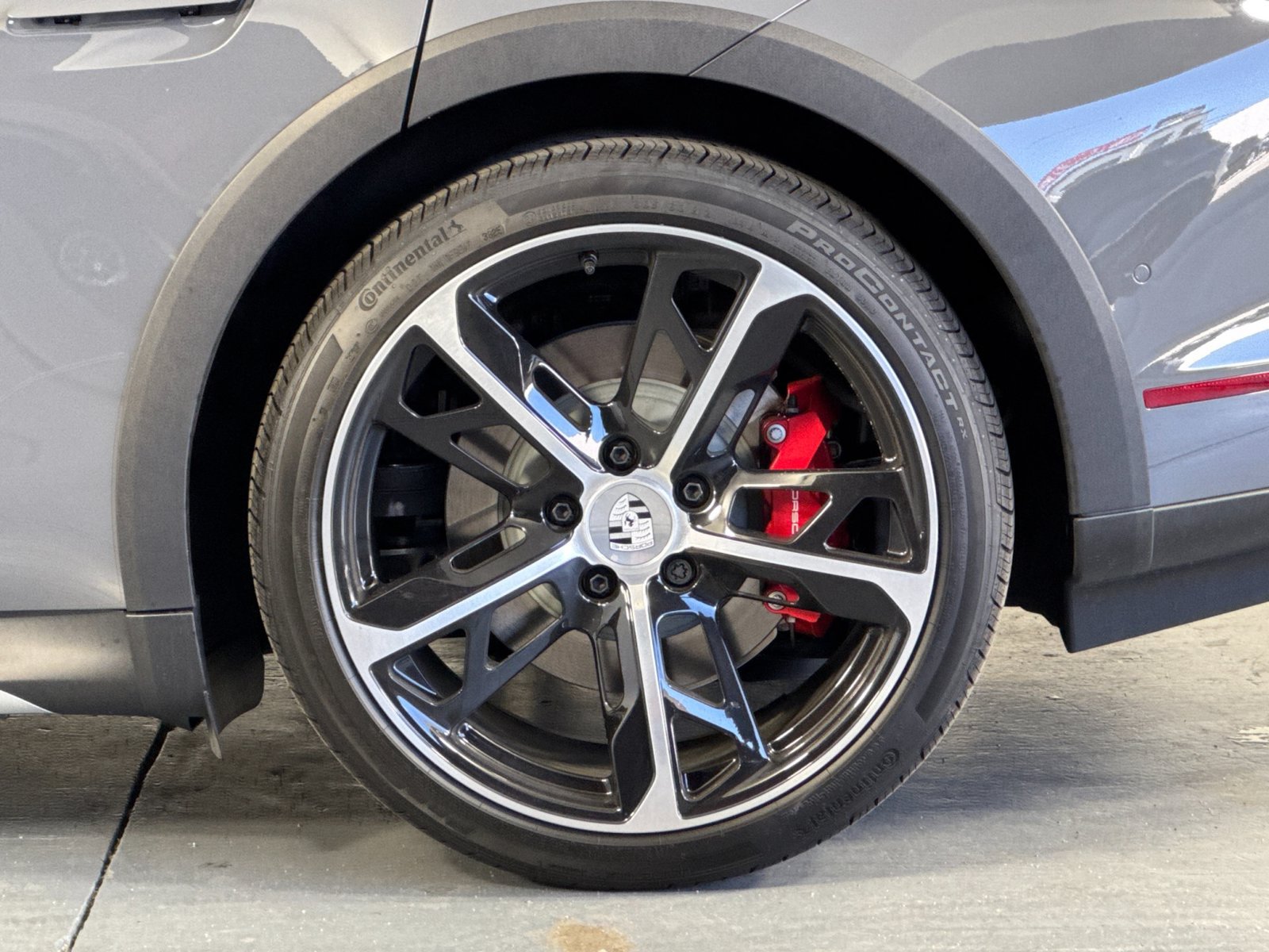 New 2026 Porsche Taycan 4S AWD/4WD image 33