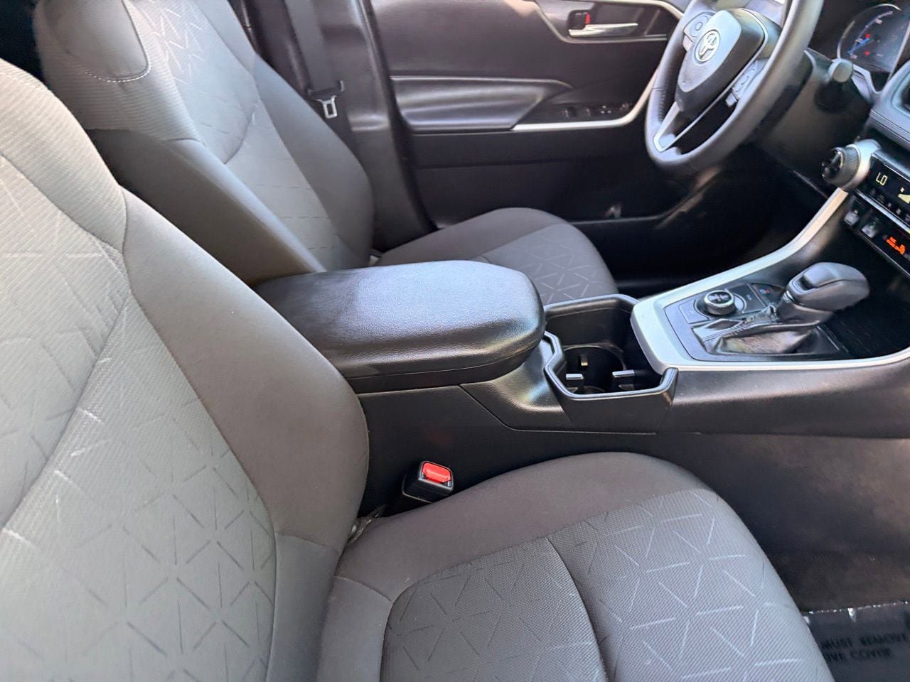 Used 2024 Toyota RAV4 XLE w/ Convenience Package AWD/4WD image 13