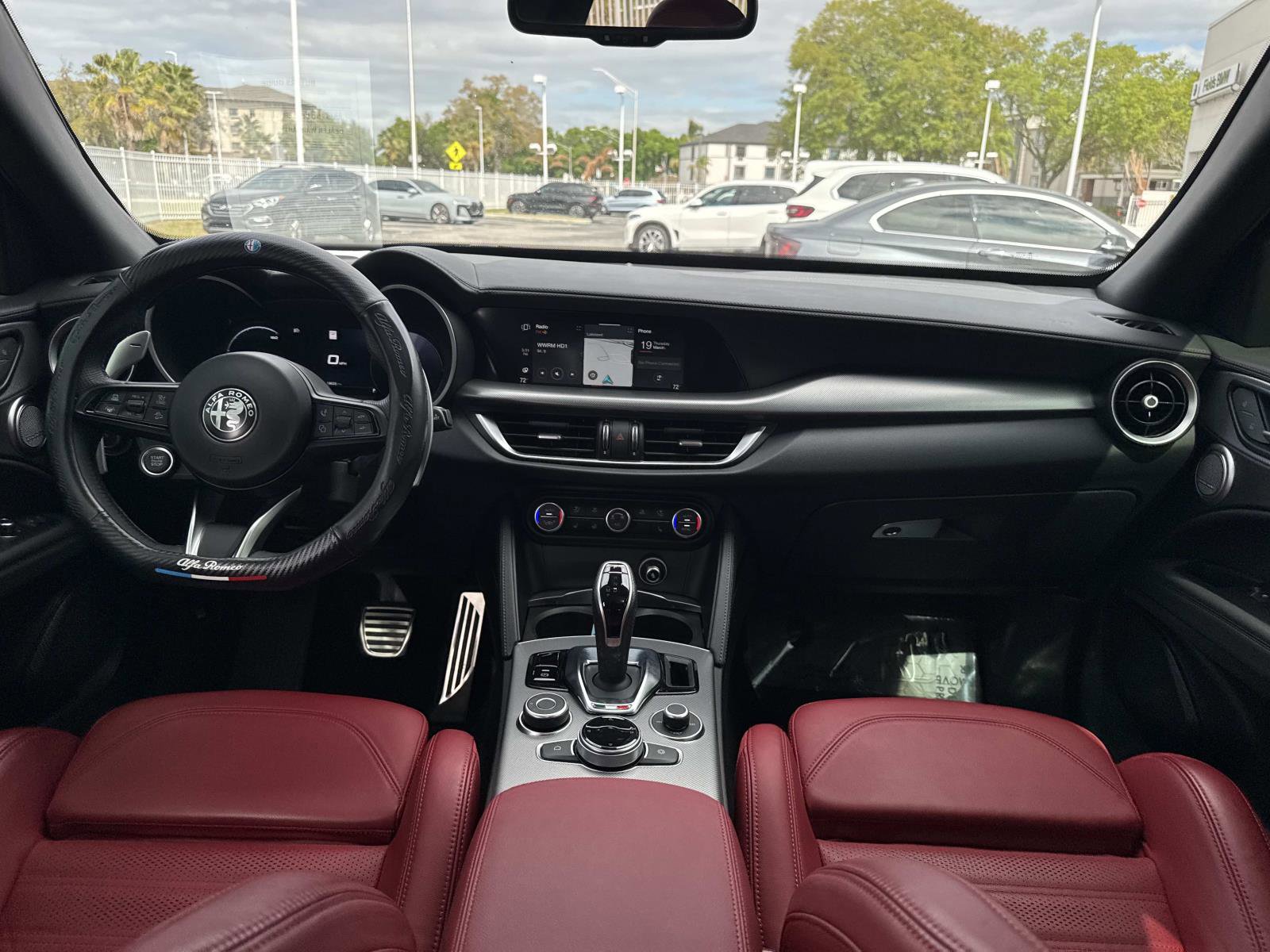 Used 2024 Alfa Romeo Stelvio Veloce image 14