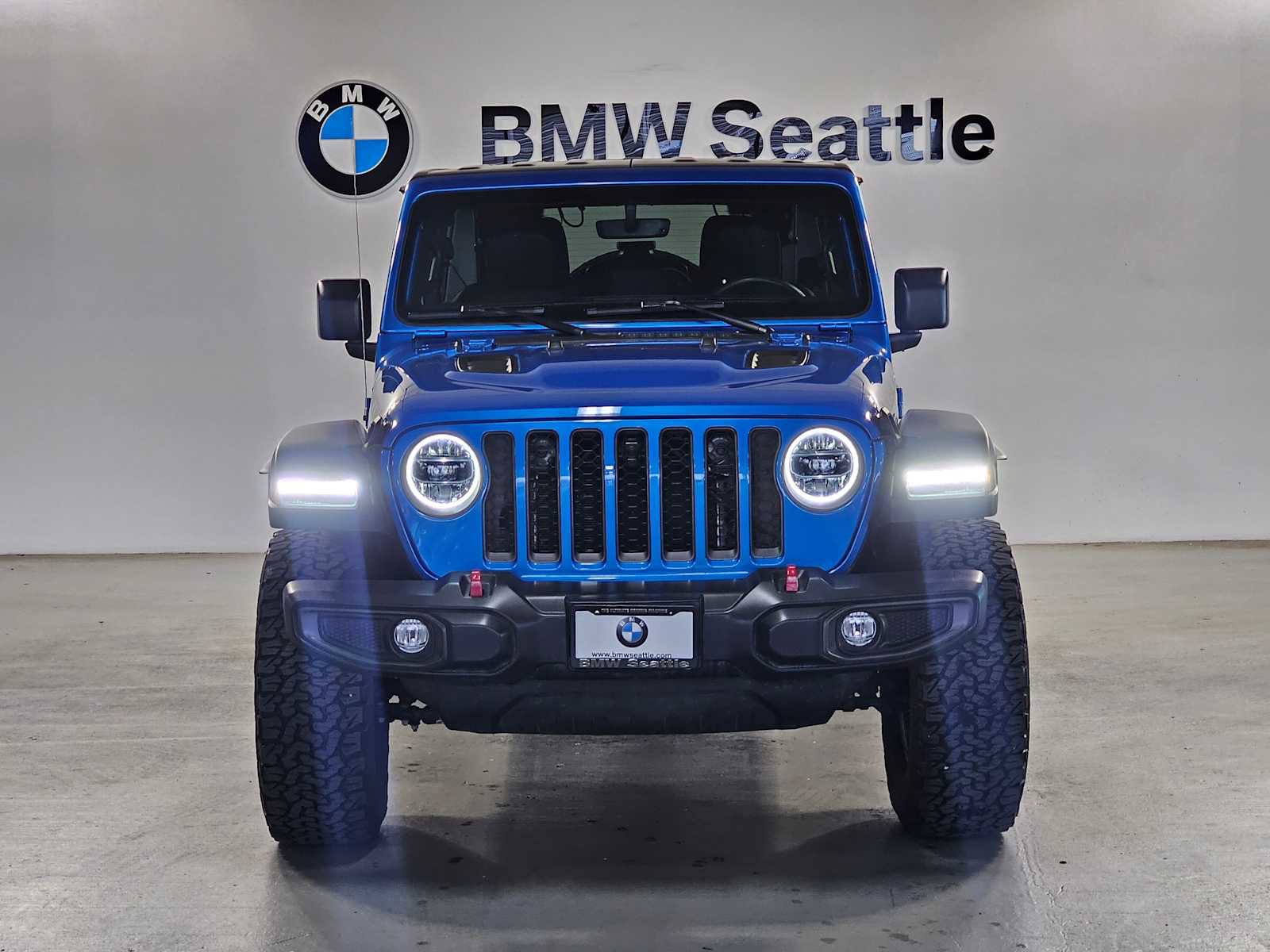Used 2023 Jeep Wrangler Unlimited Rubicon w/ Xtreme 35 Tire Package AWD/4WD image 6
