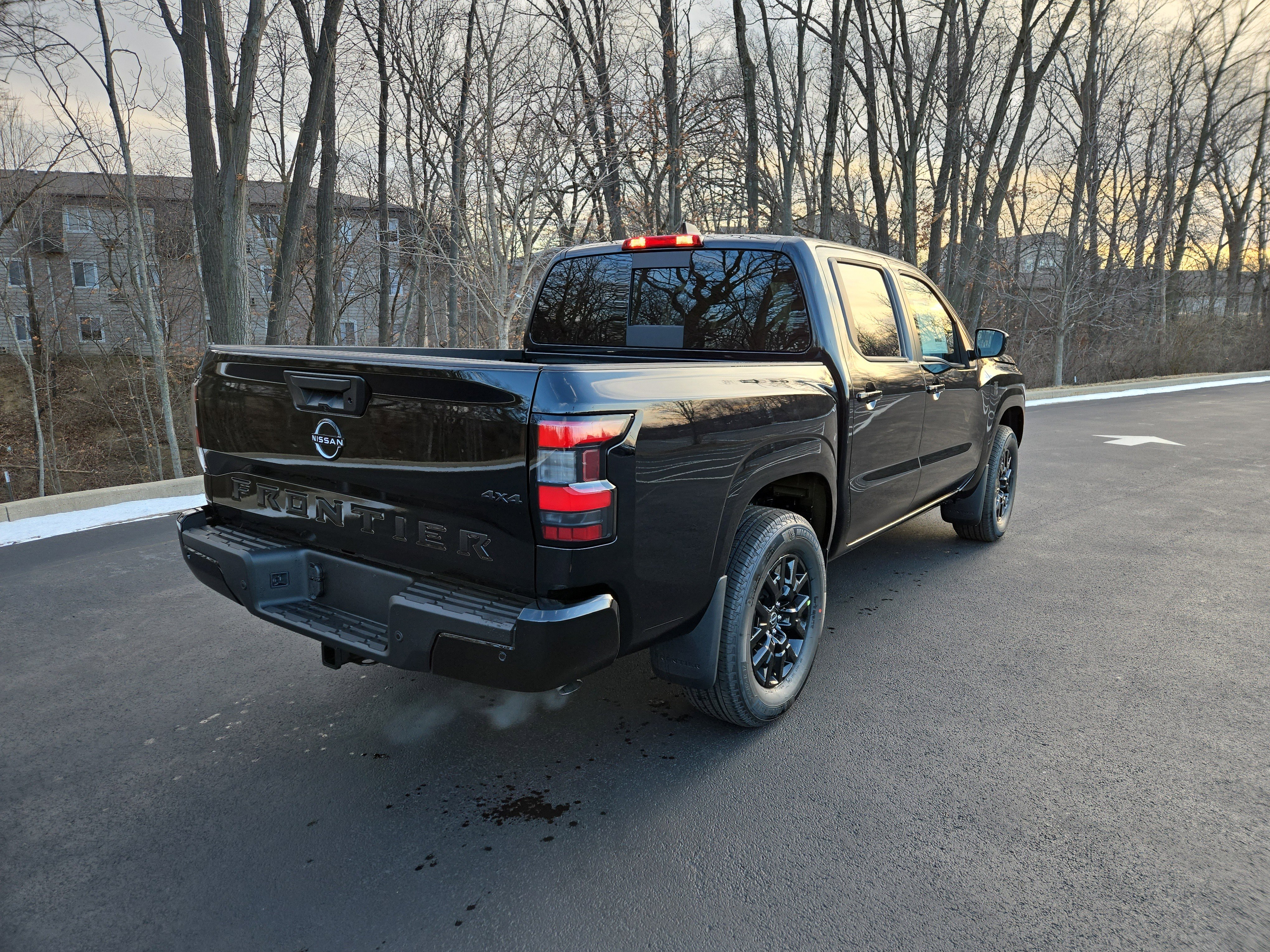 New 2026 Nissan Frontier SV w/ SV Convenience Package image 3