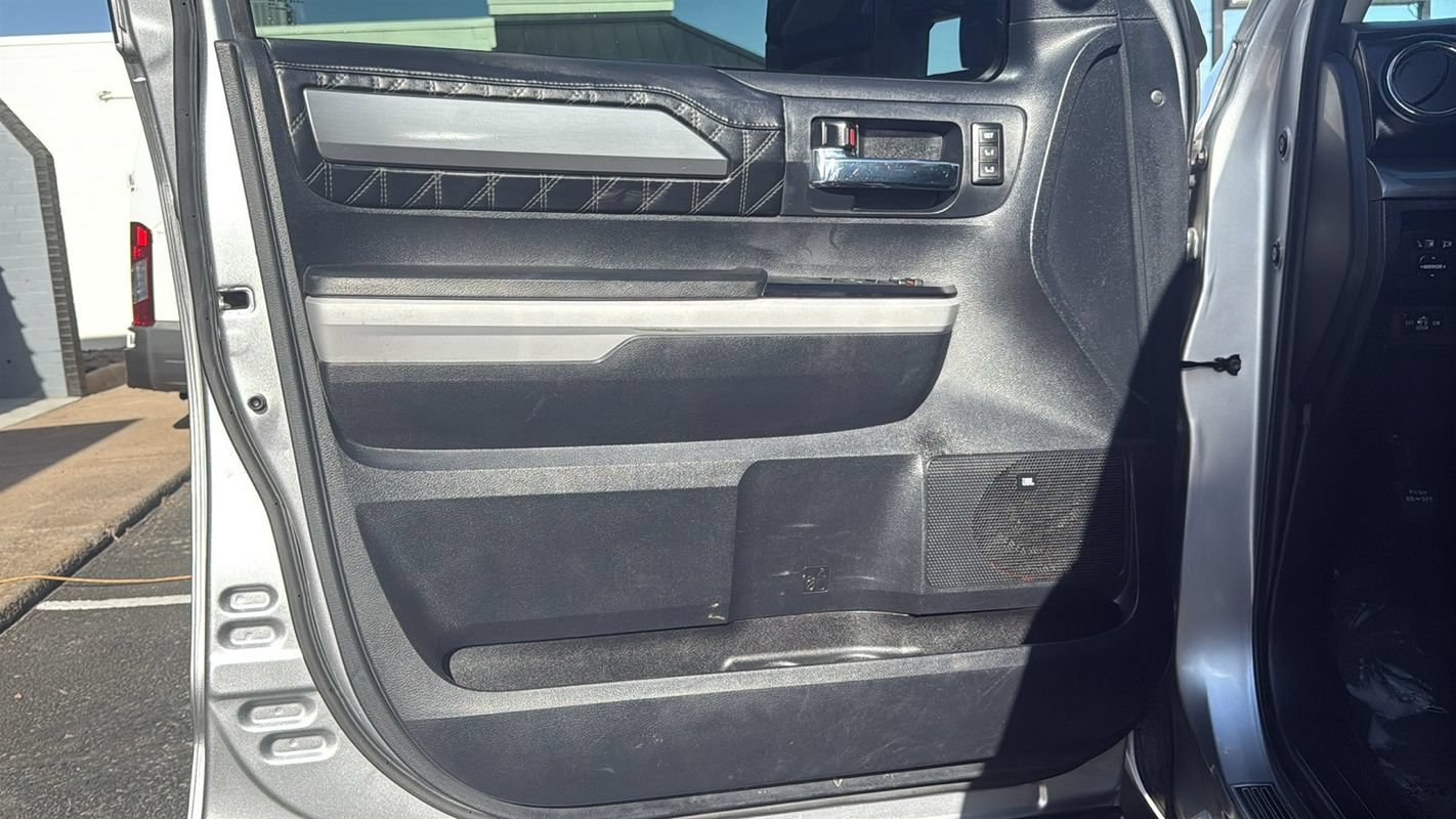 Used 2018 Toyota Tundra Platinum AWD/4WD image 9