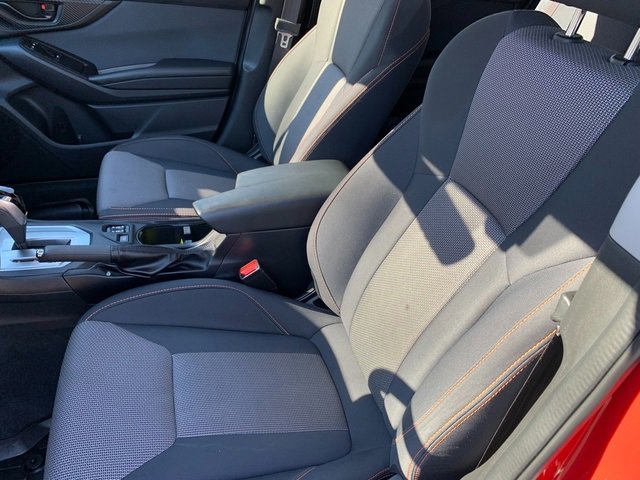 Used 2022 Subaru Crosstrek 2.0i Premium w/ Moonroof Package image 18