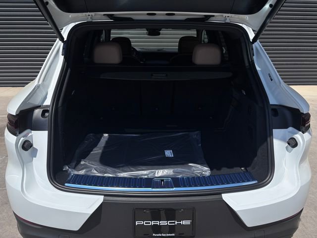 New 2026 Porsche Cayenne AWD/4WD image 26