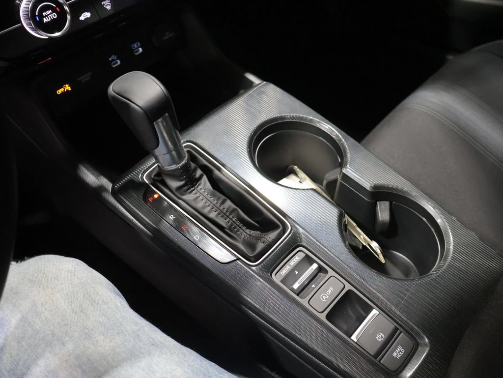 Used 2025 Honda Civic Sport image 29