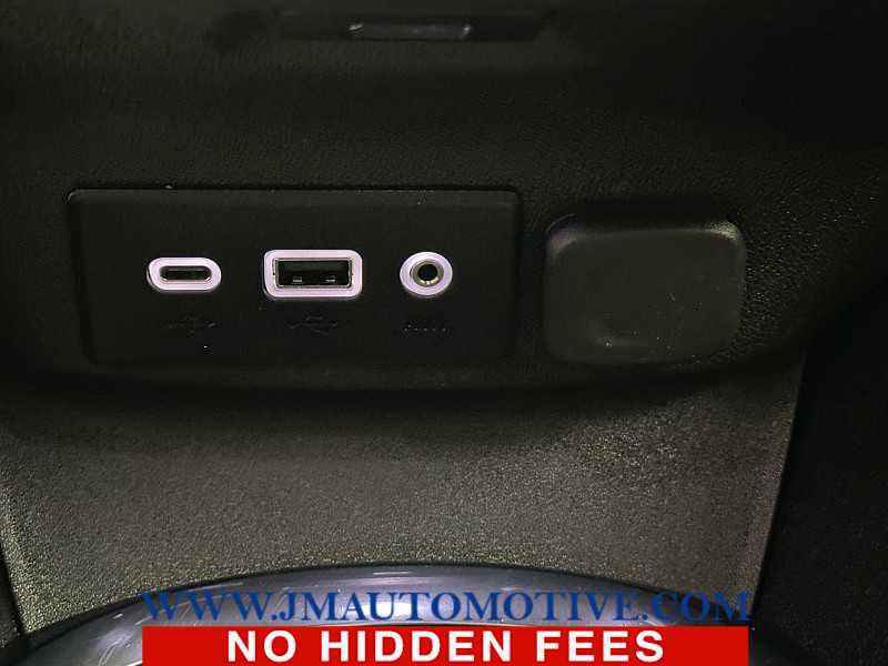 Used 2023 Chevrolet Malibu LT FWD image 36