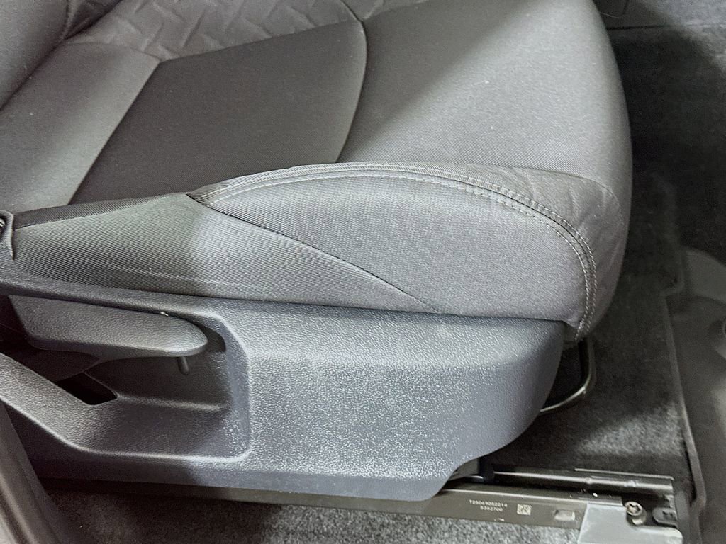 Used 2025 Toyota Tacoma SR AWD/4WD image 23