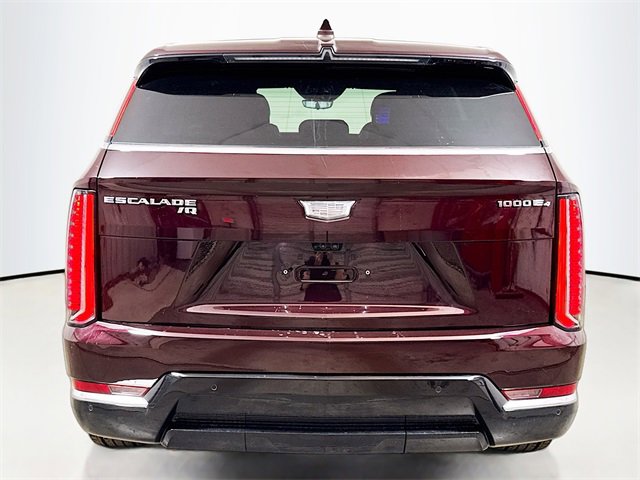 New 2025 Cadillac Escalade IQ Luxury 1 w/ Smart Trailering package image 4