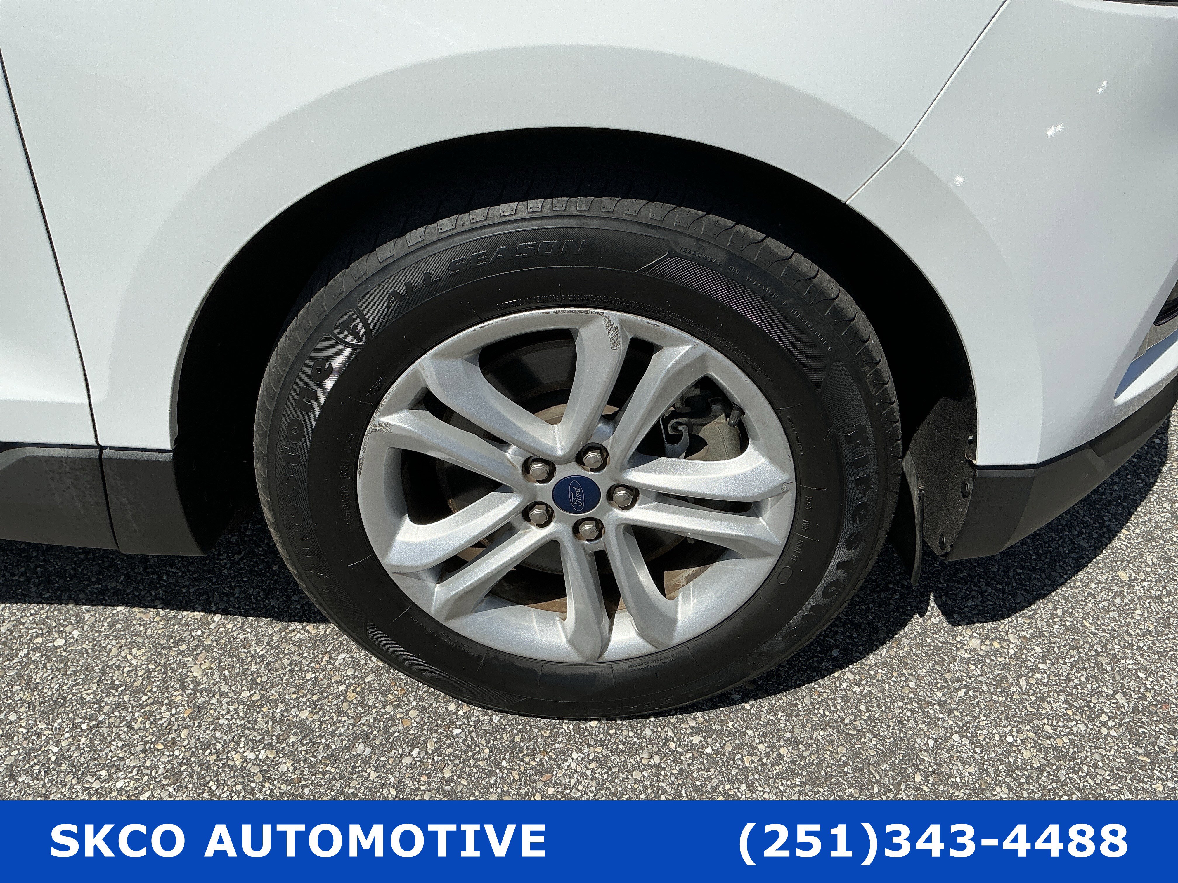 Used 2020 Ford Edge SEL AWD/4WD image 9
