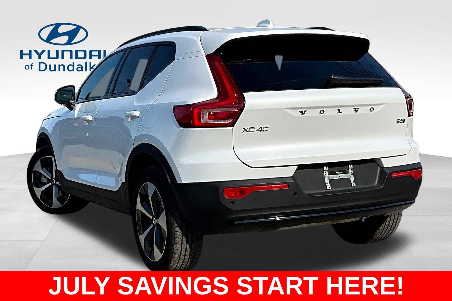 Used 2026 Volvo XC40 B5 Plus AWD/4WD image 5
