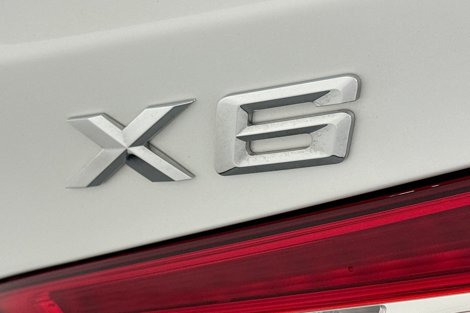 Used 2019 BMW X6 sDrive35i RWD image 9