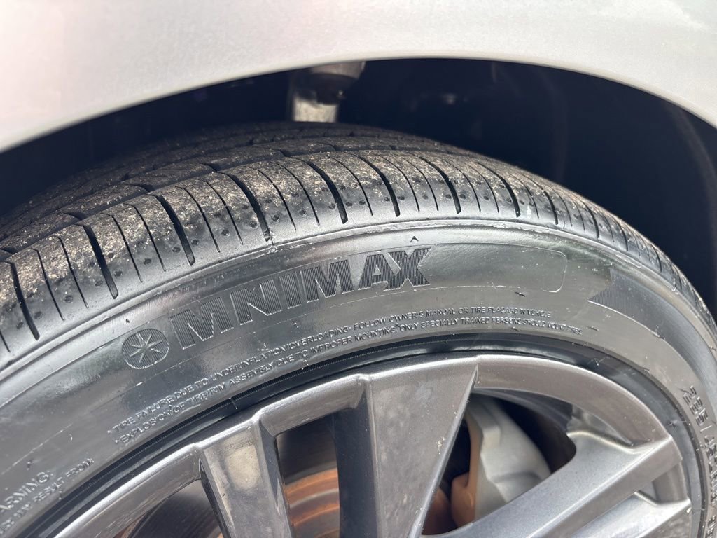 Used 2021 Lexus IS 300 w/ Comfort Package RWD image 8