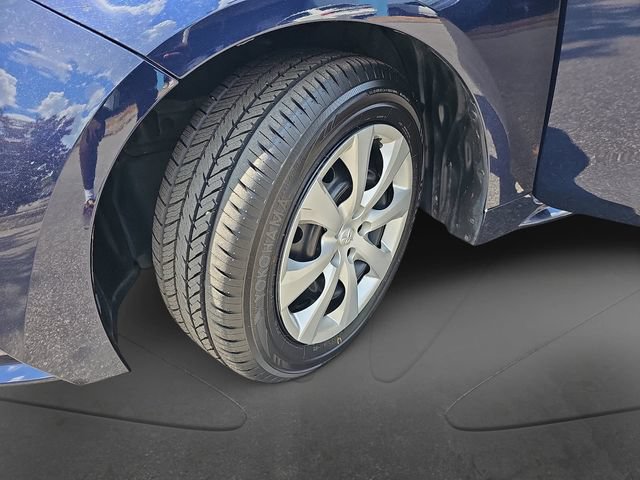 Used 2024 Toyota Corolla LE FWD image 38
